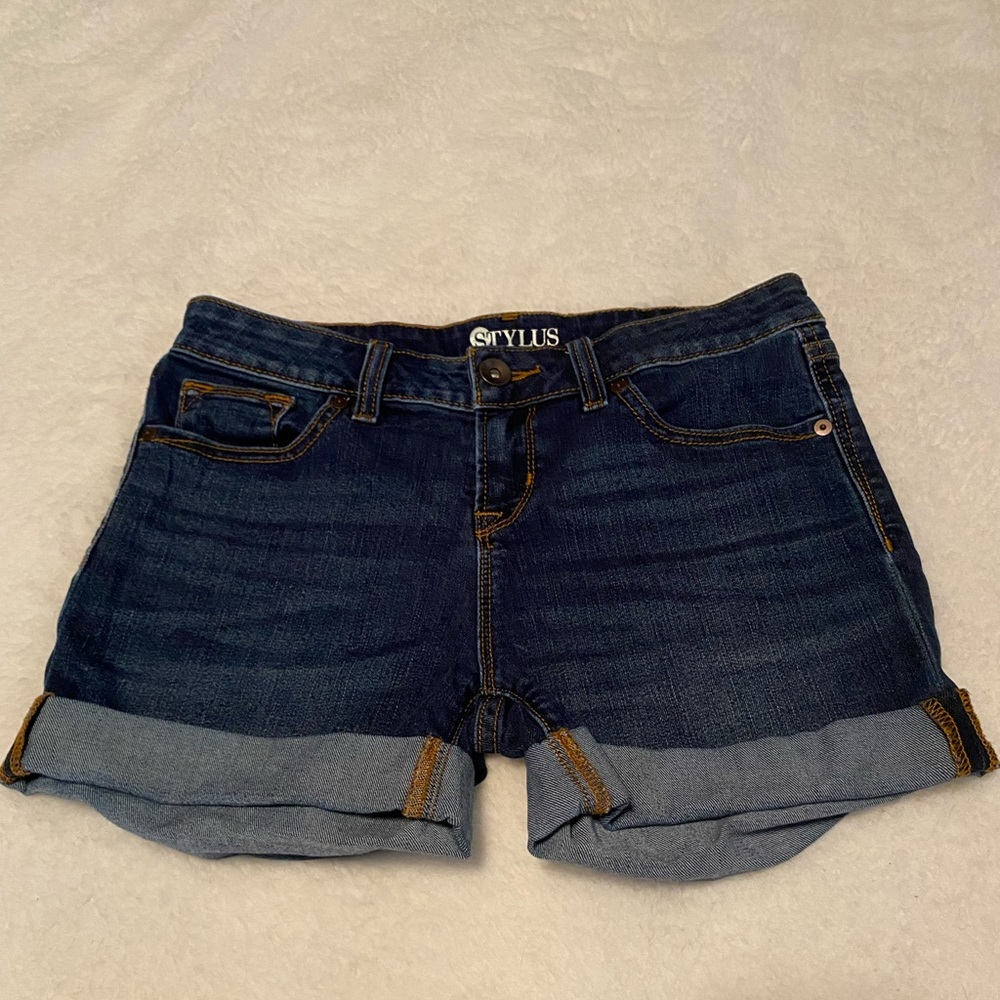 MOVING SALE 3/$20 5/$25 mid rise jean shorts